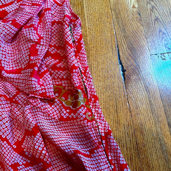 Leifsdottir Anthropologie 100% silk red white and gold floral tank size small - Picture 4 of 4